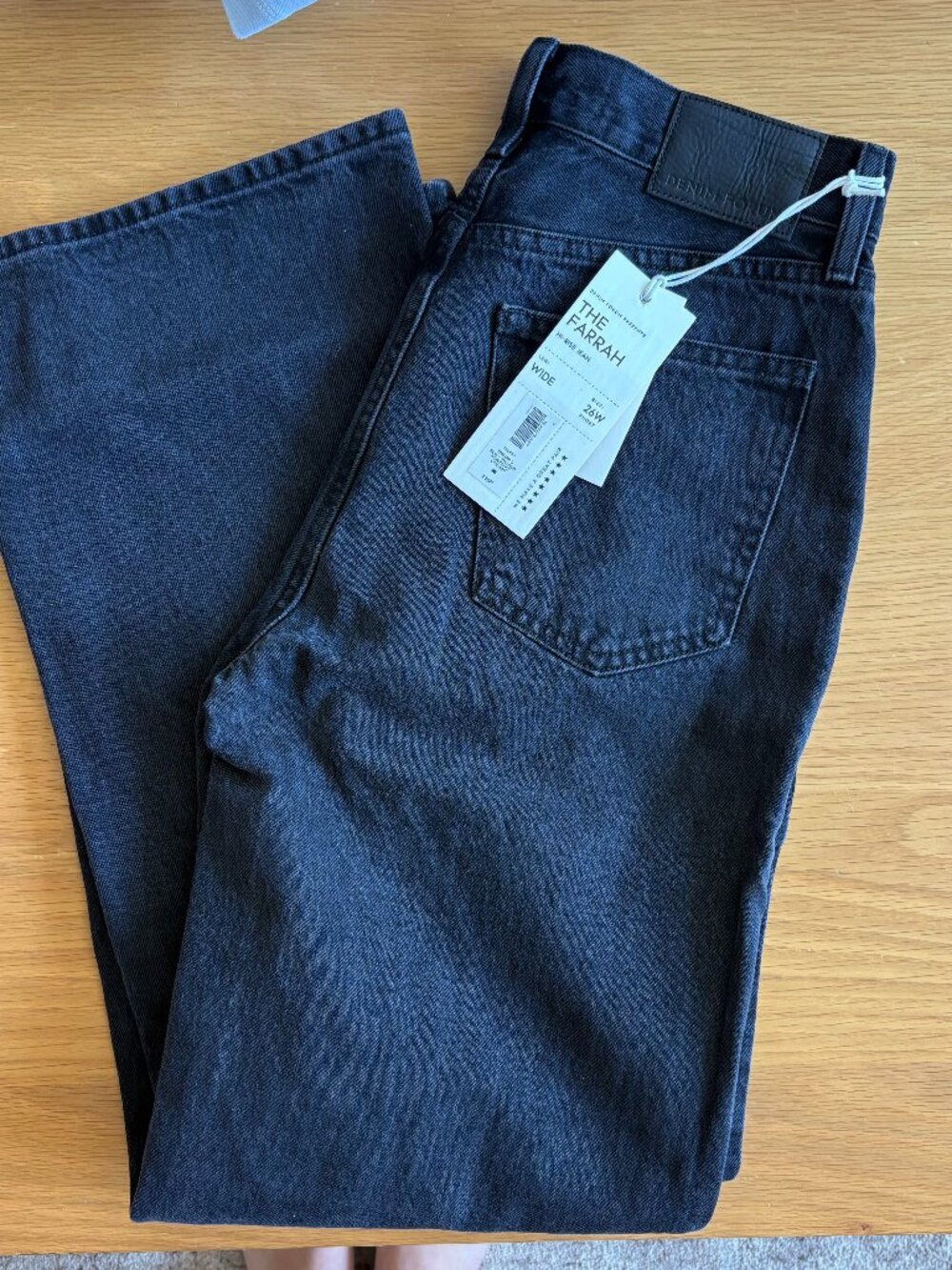 The Farrah Wide Leg Jeans - Black